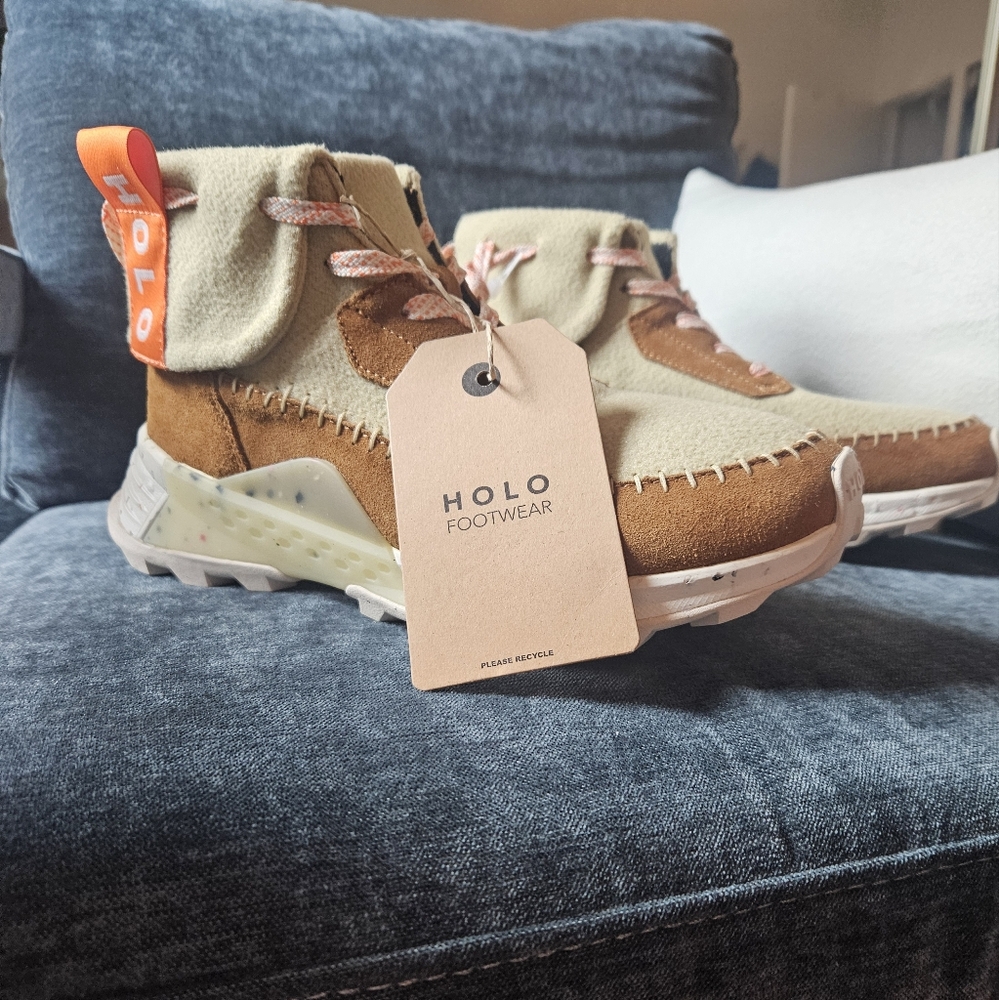 Women's HOLO Hiking Boots Size 9 NWT